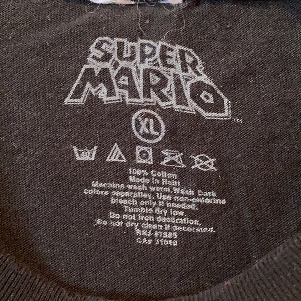 🍄Super Mario T-Shirt - Picture 2 of 3
